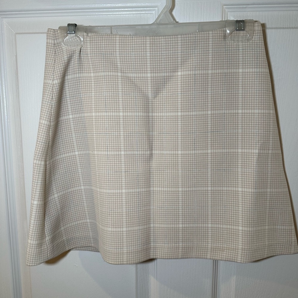 Women’s Cream Tan Plaid Mini Skirt